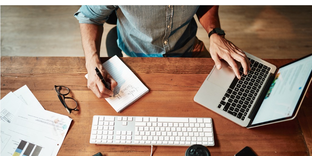 hands-that-were-made-to-work-hard-picture-id874813896