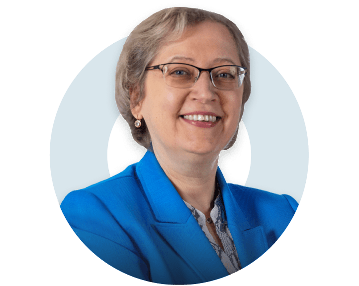 Headshot-Olga-Lagunova-min